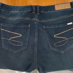 Women’s jeans 16w